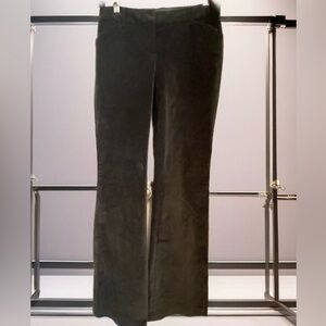 Body By Victoria Christie Fit Black Velvet 
Flare Leg Clasp Closure Zip up Pants